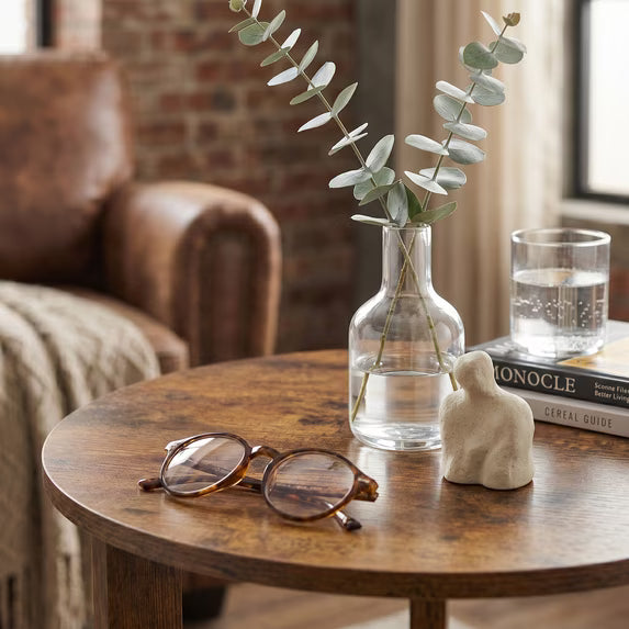 Tre-etagers rundt sidebord med åbne hylder